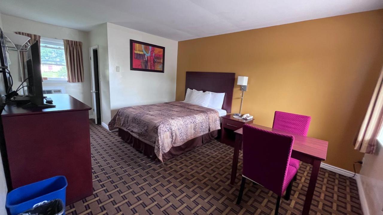 Park Place Motel & Suites Tweed Екстер'єр фото