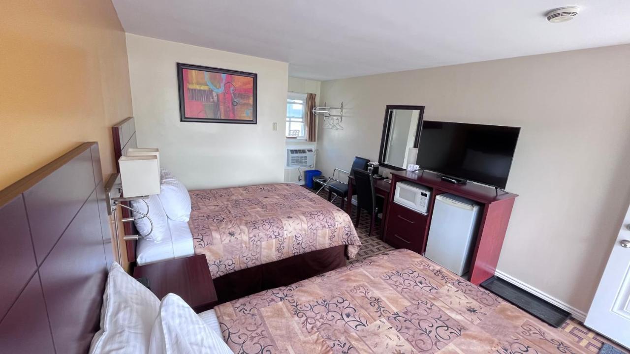 Park Place Motel & Suites Tweed Екстер'єр фото