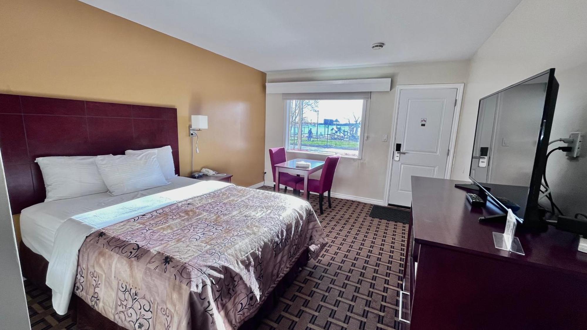 Park Place Motel & Suites Tweed Екстер'єр фото