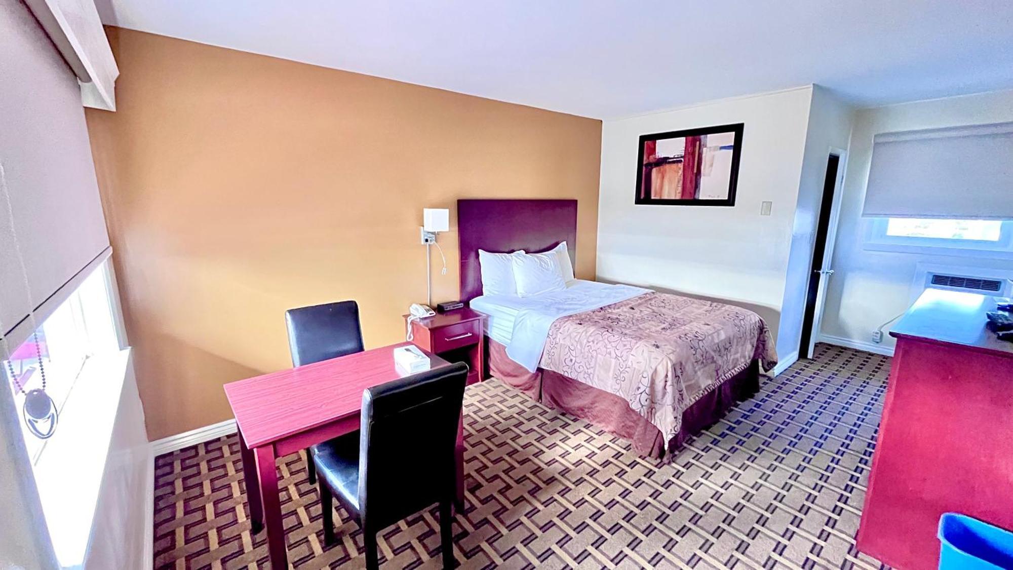 Park Place Motel & Suites Tweed Екстер'єр фото