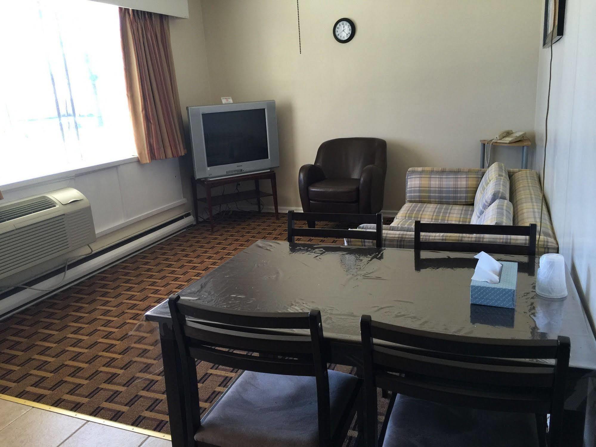 Park Place Motel & Suites Tweed Екстер'єр фото